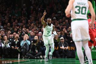 随着赛季的 随着赛季的