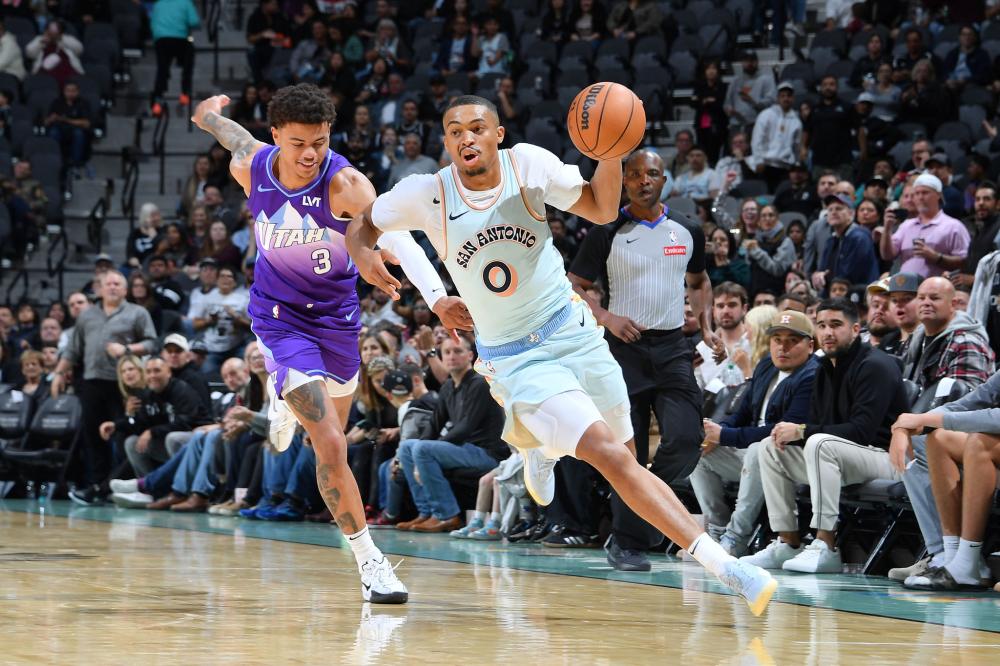 联赛吸引了 联赛吸引了