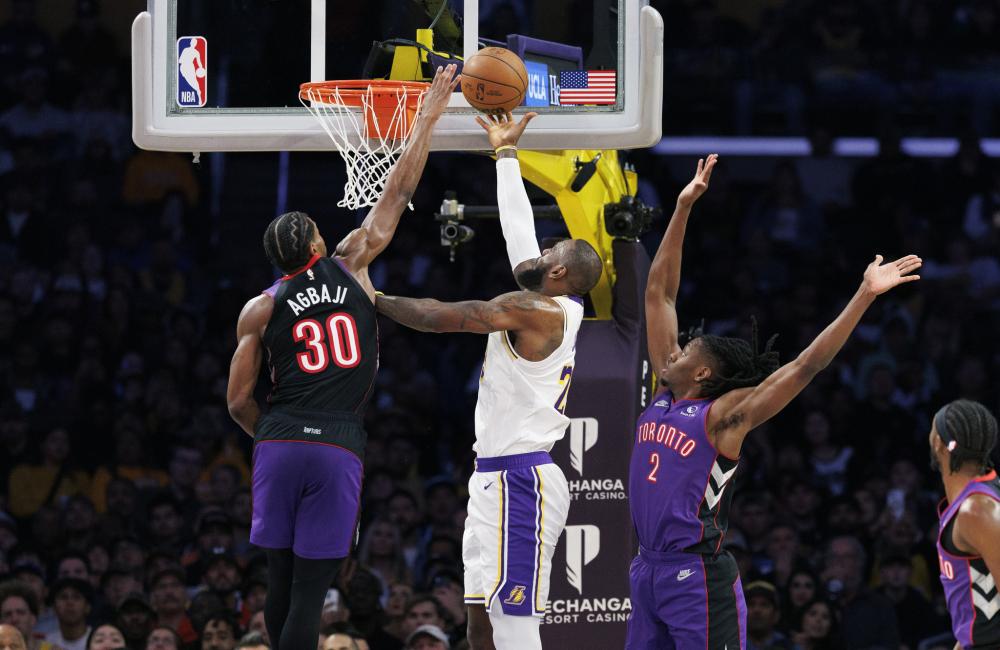 吸引曼联目 吸引曼联目