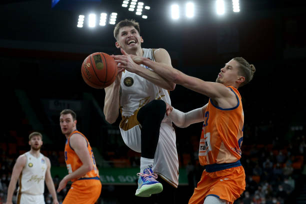 从两球领先 从两球领先